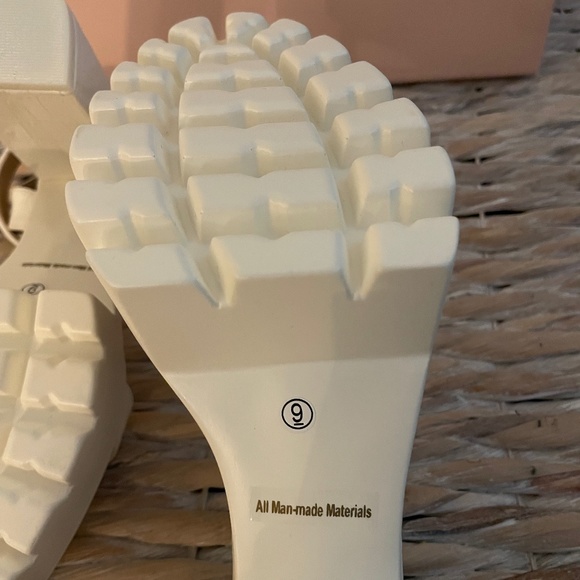 Glaze Strappy Platform Heels - Picture 6 of 7